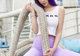 AISS爱丝(钻石版) – 若兮的画册特辑新鲜上线，我的眼球不明所以地停留在这里。
