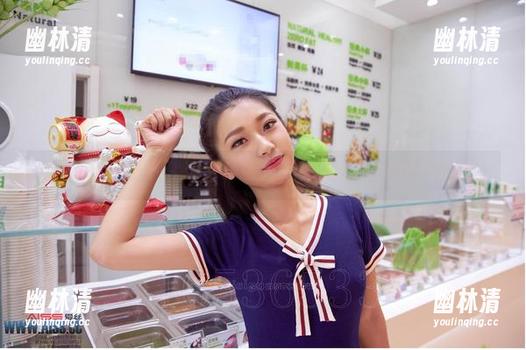 爱丝精选一波公路魅影，美图里的风，轻轻拂过我的发际线…
