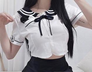 Aram(아람)的Photochips无疑是高清写真界的“摇滚明星”，可千万别自满。