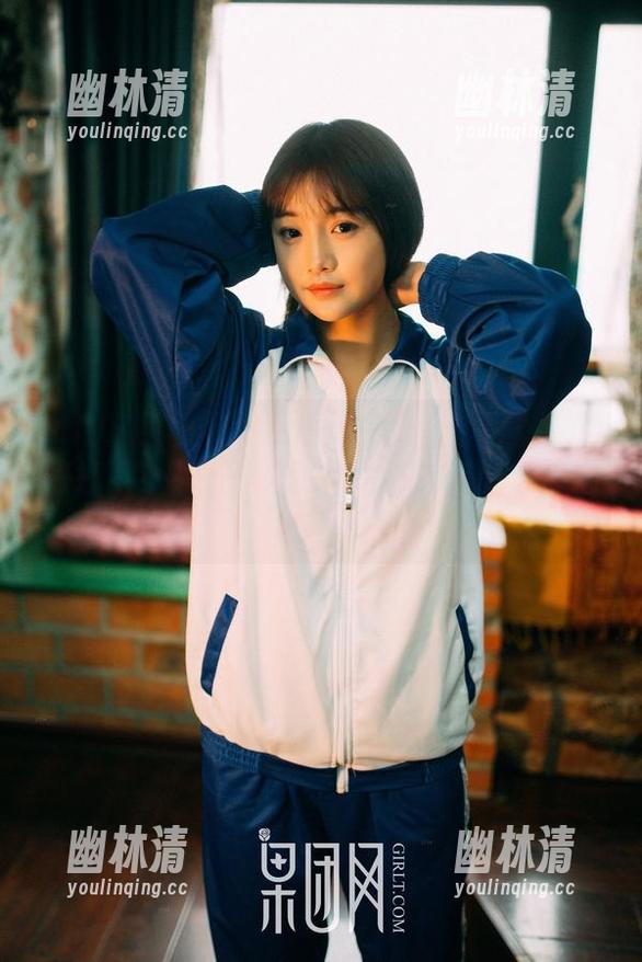 GIRLT果团网 - 王语纯的办公室写真:上班打工?不如先来更新一下自己的心情吧! GIRLT果团网 - 王语纯的办公室写真:上班打工?不如先来更新一下自己的心情吧!