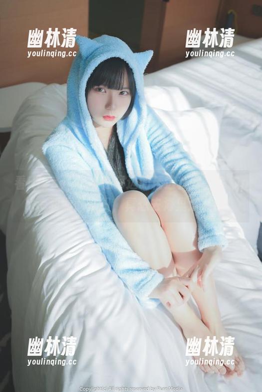 看Hizzy(히지)在海边的精选套图，各种pose和慵懒交织，真想去海里泡一泡！