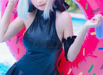 看Kitkat Cosplay如何把JK变成你的心情壁纸!
