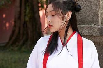 MiiTao蜜桃社 – 漫无边际的Mia米娅长腿壁纸，这里没有沉默，只有赞叹（和一点儿邪念）。