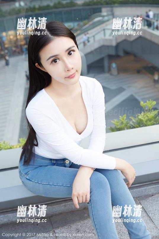 MiiTao蜜桃社 - 看陆萱萱Cecilia如何在万圣节私拍中创造“劈腿”想象 MiiTao蜜桃社 - 看陆萱萱Cecilia如何在万圣节私拍中创造“劈腿”想象