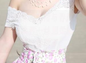MyGirl美媛馆 – 白裙与春风，温心怡的高清写真中荡漾着一丝温柔的气息，感觉空气都甜了。