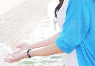 MyGirl美媛馆 – 私房里的夏天，王馨瑶yanni的图包总让我想起了未解的小道。
