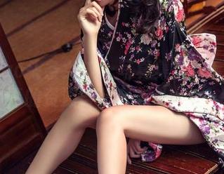 TouTiao头条女神 – 写真集里的藏品：艾小青的资源与秘密未必yyds！