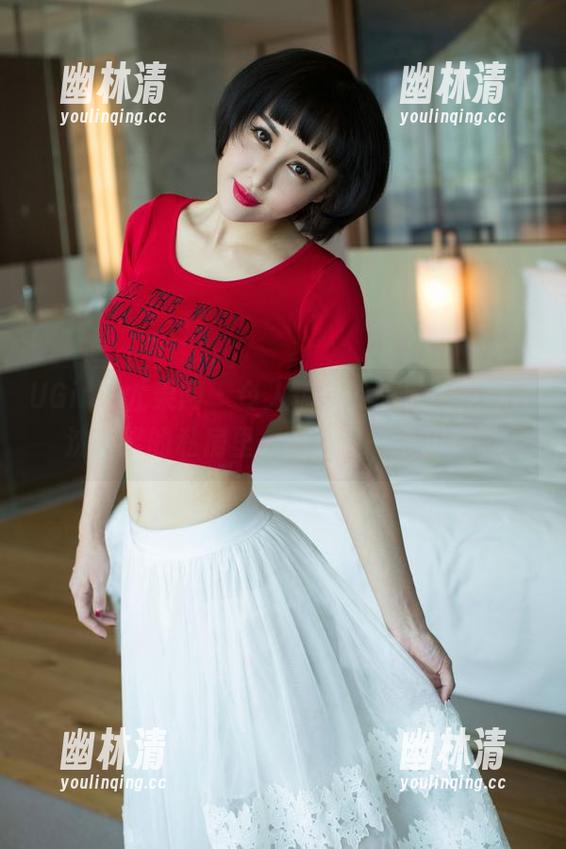 UGirls尤果网 - 令人惊艳的短裤,竟藏在沈诺馨的私房里,凹造型一个顶俩。 UGirls尤果网 - 令人惊艳的短裤,竟藏在沈诺馨的私房里,凹造型一个顶俩。