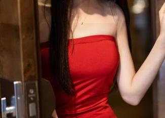 XIAOYU语画界 – 看完奈沐子的高清瑜伽写真，心中默默发誓也要练练，结果却动不了。