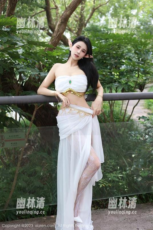 Xiuren秀人网 - 教室里的动态周于希Sandy：每个作品都是一次逗趣审美的分享！