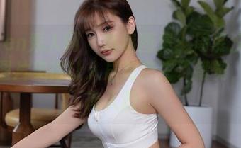 Xiuren秀人网 – 精选图集：周慕汐的美脚，图片美得让人居然产生了错觉，想逆向入股。