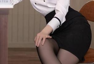 Xiuren秀人网 – 看张优ayoyo的礼服写真：喜欢的是风格，不喜欢的也许是我。