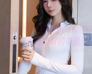 Xiuren秀人网 – 王馨瑶Yanni的连体衣档案，网盘里的时尚奇遇记！