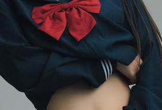 いくみ(育美)的白衬衫套图更新！我一直在想：她是天上掉下来的仙女吗？
