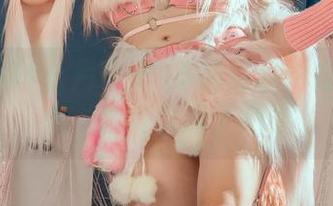 高清和服+七月喵子=不需要解释的美图公式，太好理解了吧？