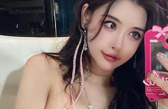 微密圈 – 听说于芷晴的浴缸合集特别有意思，下载好像成了一种趋势！