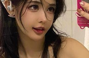 微密圈 – 当红兔遇上于芷晴：一场别样的圣诞写真分享！