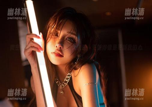 微密圈 - 于芷晴的吊带图片大放送，更新得像是更新我的心情一样！