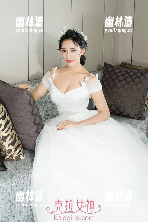 克拉女神 - 定制作品的真谛？看芊芊的裸足我无法自拔。