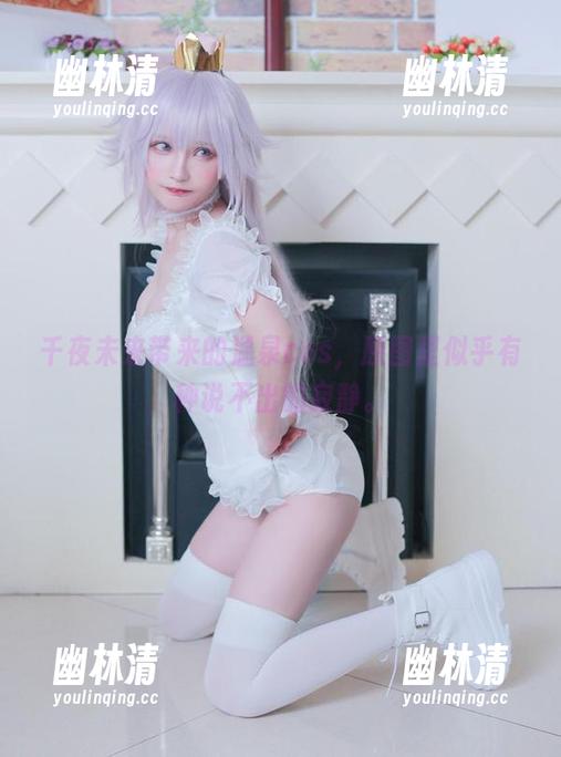 千夜未来带来的温泉cos,原图里似乎有种说不出的寂静。 千夜未来带来的温泉cos,原图里似乎有种说不出的寂静。