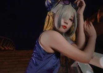 墨玉M怎么样才能在爱宕机车服中完美展现自己？点进来瞧瞧吧！