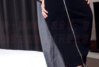 头条女神 – 琳琳的毛衣分享：穿上它，你也能成为聚会的焦点（只要会讲段子）！