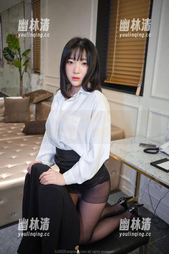 姜仁卿(강인경)的《圣诞快乐》美图，每一张都想拿去做贺卡，套图可别错过。