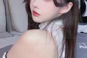 小小奶瓶儿的白色蕾丝美图精选，带你走上“爱蕾丝”之路！