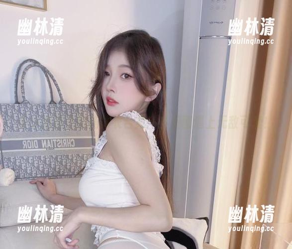 小小奶瓶儿的连体衣合集：当美图遇上无敌可爱！