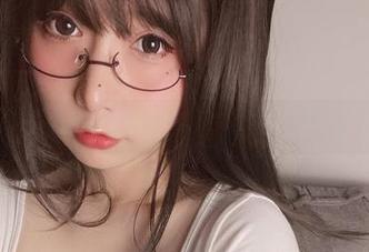随便一瞧，小泉学姐吖最新合集，风纪委员的场外风景。
