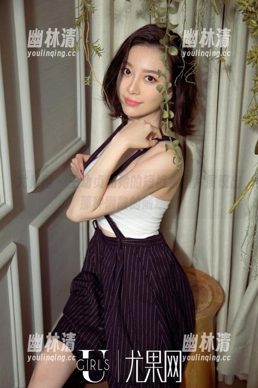 尤果网 - 王幼贞和她的短裤,图片展现出那种懒散的随意。 尤果网 - 王幼贞和她的短裤,图片展现出那种懒散的随意。