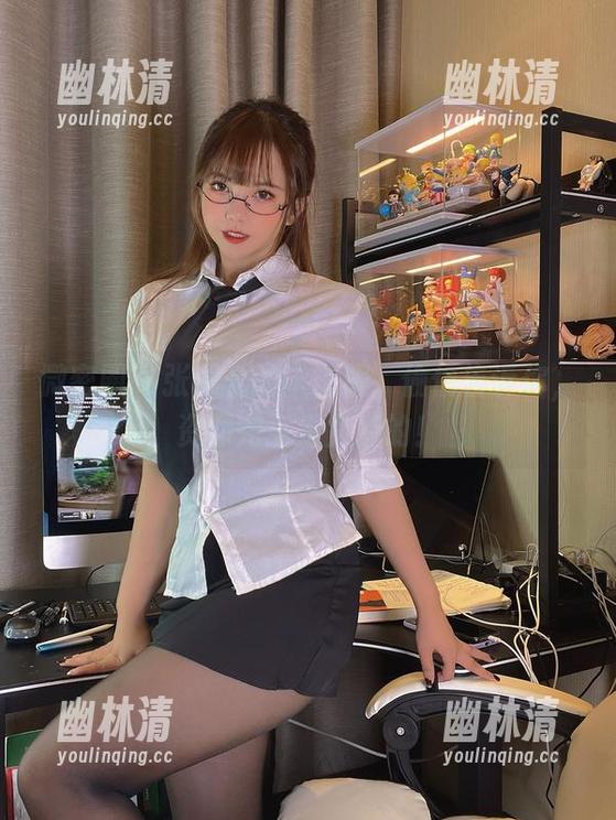 微密圈 - 张思允的jk制服,偷偷告诉你,资源完全是免费的! 微密圈 - 张思允的jk制服,偷偷告诉你,资源完全是免费的!