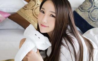 推女神 – 施忆佳Kitty酱全套泳池，快乐源泉，下载后请自行消化！