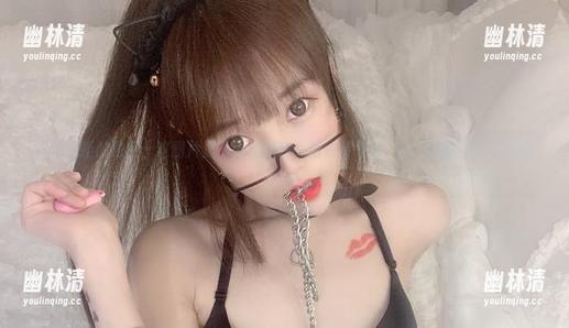 无法抗拒的黑网,这图片里透着星野咪兔的独特气质,真心觉得可以多聊聊… 无法抗拒的黑网,这图片里透着星野咪兔的独特气质,真心觉得可以多聊聊…