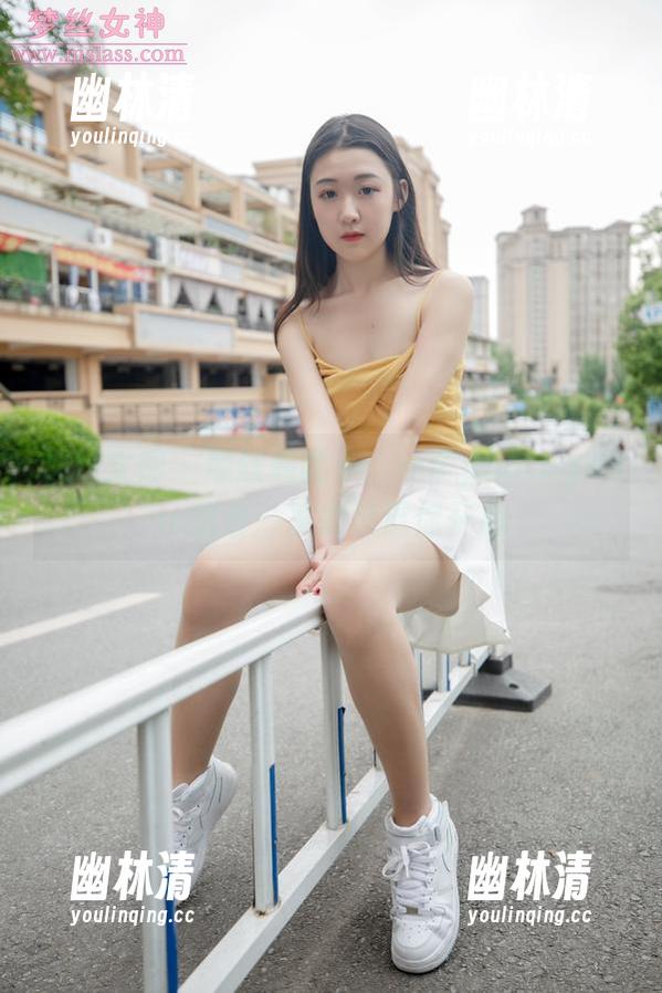 梦丝女神 - 黑丝和靴子,一个photogenic组合:凌凌来逗你开心 梦丝女神 - 黑丝和靴子,一个photogenic组合:凌凌来逗你开心