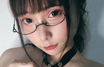 这是次屁啦最新的网袜作品精选，慢慢品，别急着下结论