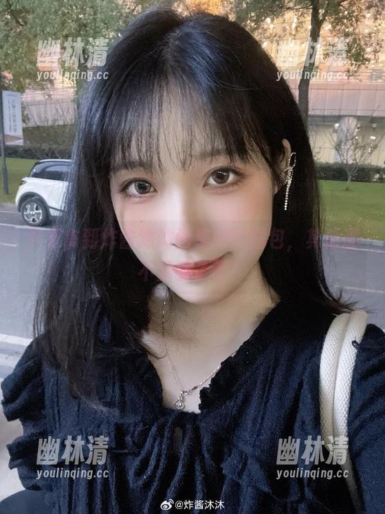 只要拿到炸酱沐沐间桐樱的图包,其他都不重要了吧! 只要拿到炸酱沐沐间桐樱的图包,其他都不重要了吧!