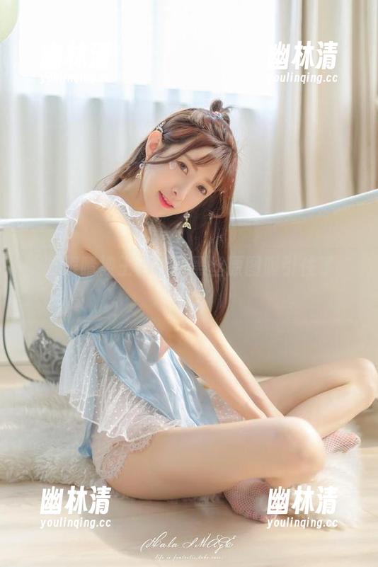 我的眼睛被王羽杉的黑丝原图吸引住了,嗯... 我的眼睛被王羽杉的黑丝原图吸引住了,嗯...