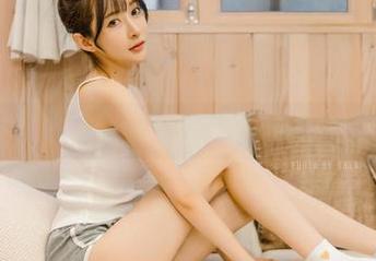 白裙套图大奉送，王羽杉：只要你喜欢，裙子都愿意跟风！