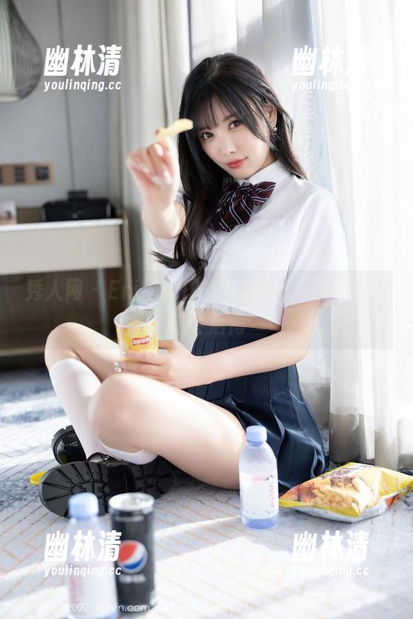 秀人网 - Erikaki的红裙图包,不下载可能会后悔 秀人网 - Erikaki的红裙图包,不下载可能会后悔