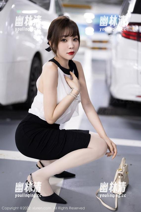 秀人网 - 写真里的豹纹,居然能让大白兔吖看起来像一位狂野的女神 秀人网 - 写真里的豹纹,居然能让大白兔吖看起来像一位狂野的女神
