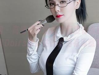 秀人网 – 高清呈现的花嫁竟然有点撩，王梓童Doirs你这估计是另有深意吧？