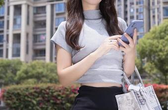秀人网 – 无圣光黑丝：黄婧GIGI的它们，比你想象的还要让人瞩目！