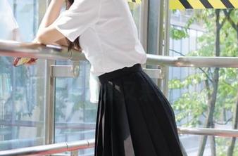 稚乖画册 – 每次更新都是新鲜学妹，赤西夜夜图集又来了！