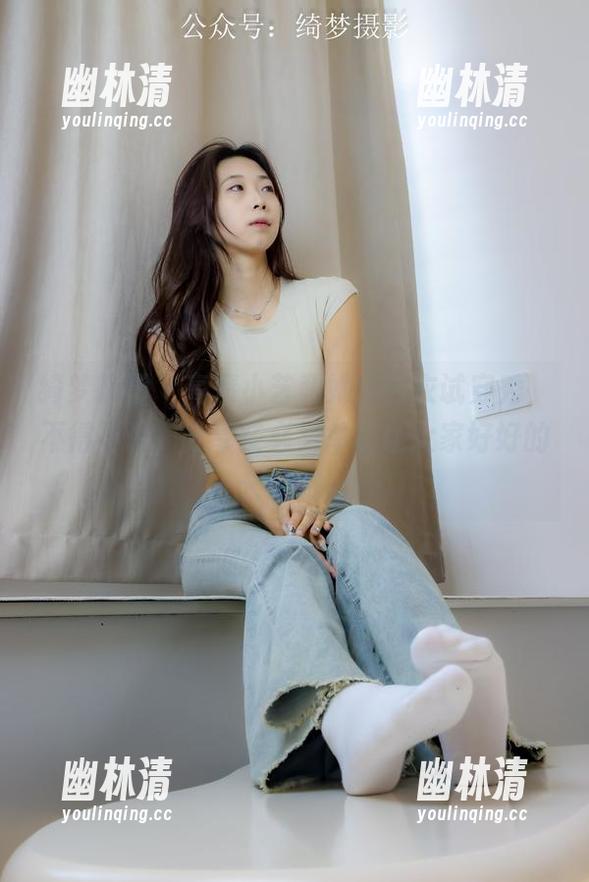 绮梦摄影 - 高清小艺和她的内衣试穿秀，不得不说，分享些必买单品让大家好好的长长眼。