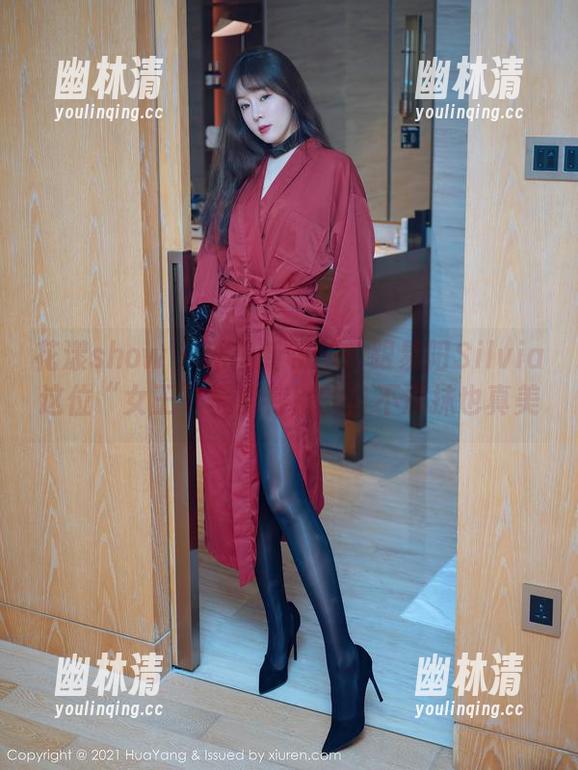 花漾show - 私拍新领域:跟易阳Silvia这位“女王”玩点特别的,不涂抹也真美 花漾show - 私拍新领域:跟易阳Silvia这位“女王”玩点特别的,不涂抹也真美