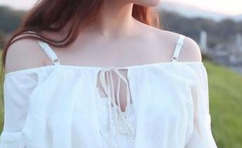 菠萝社 – 柳侑绮的礼服就是这么魔性，看了一眼就想下载原图，收藏收藏！