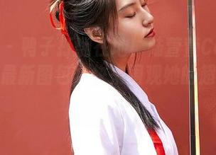 蜜桃社 – 鸭子打翻在地！陆萱萱Cecilia兔女郎最新图包，快来围观她的超萌造型！