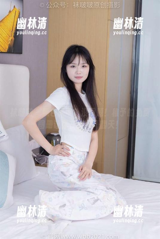 袜啵啵 - 黑色美甲?没问题!稚予的免费图册让你在指尖嗨翻天! 袜啵啵 - 黑色美甲?没问题!稚予的免费图册让你在指尖嗨翻天!