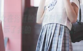西瓜少女在浴缸的暴露时间：精选写真显示了我的“泳装”理念！